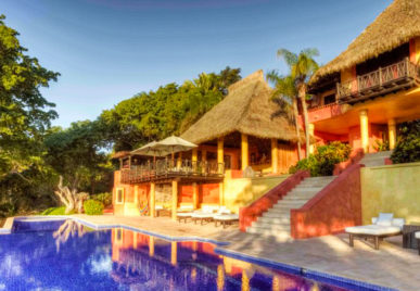 casa mis amores pool