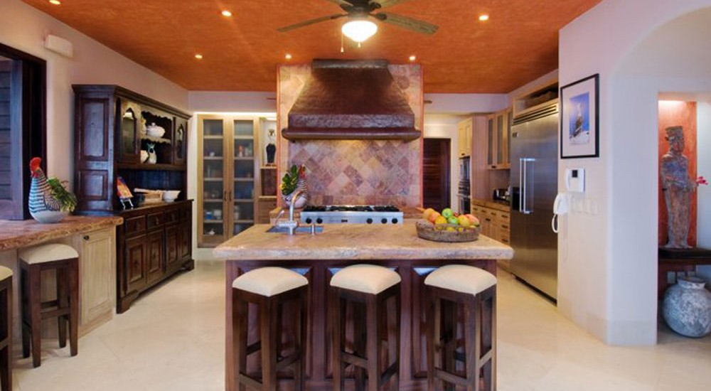 estate mariposa kitchen 1