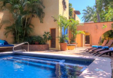 Villa Las Puertas pool