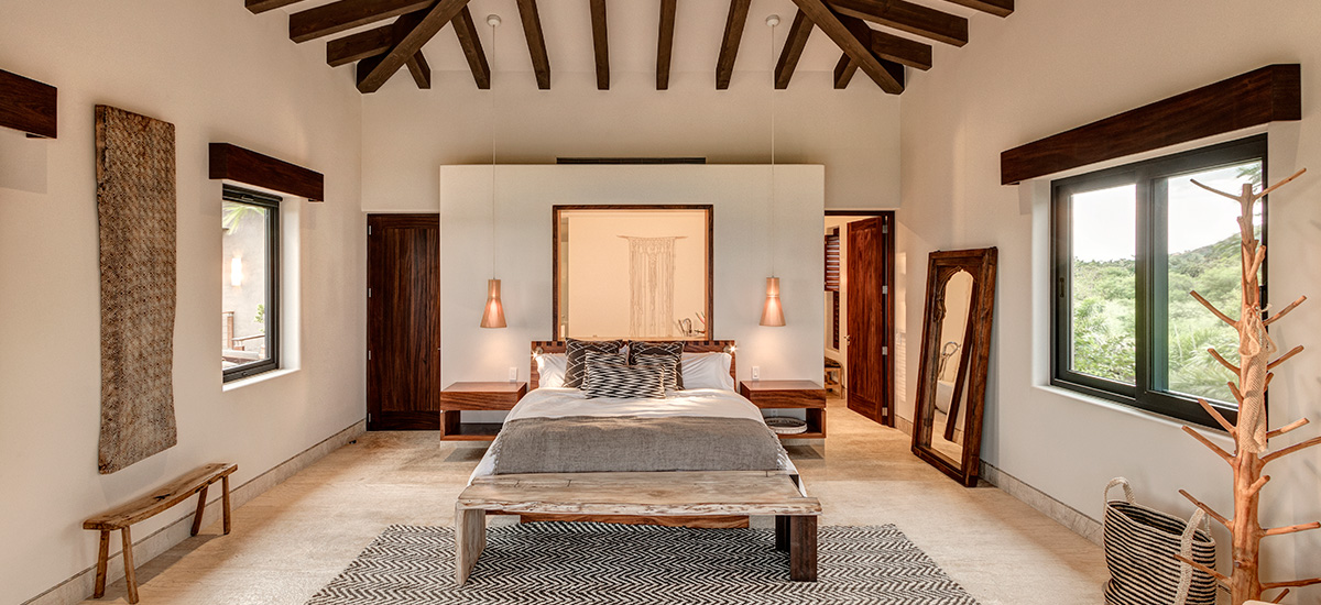 villa marlago master bedroom