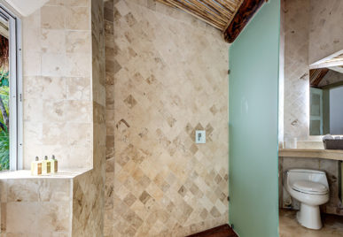 Villa Zacil Na Bathroom